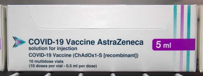 Vaksin Covid-19 Astra-Zeneca yang termasuk jenis vaksin vektor virus rekombinan.